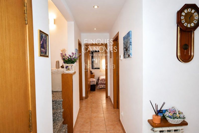 Foto 0fcee750-29cf-4d1b-85ce-9a7719c68540. Casa adossada amb calefacció aparcament a Barri Vell Salt