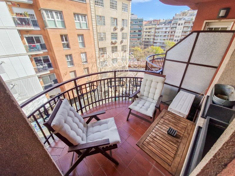 Foto 4a204813-a96d-4f93-b3be-4c5ddc10bb16. Appartamento con riscaldamento in Sants Barcelona