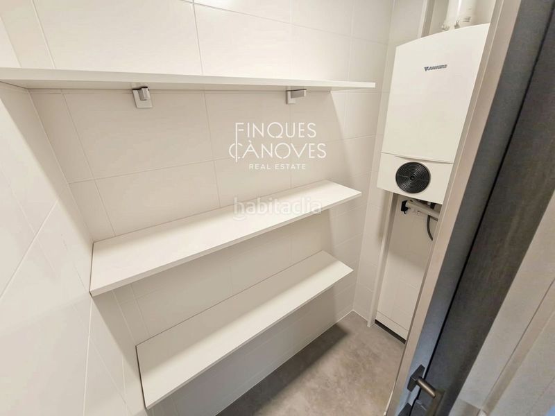 Foto 53642919-d7ba-4301-978c-4b5ba558abd0. Appartamento con riscaldamento in Sants Barcelona