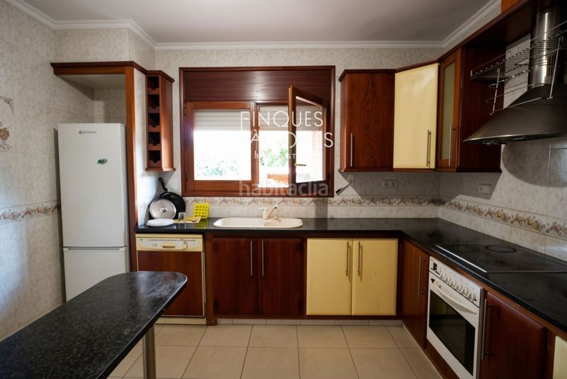 Foto d530894b-cd22-4902-9f44-9a6d6715ebe8. Casa adossada amb calefacció aparcament a Forallac