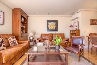 Piso en Calle fornells 25. Bonito y acogedor piso, para parejas o familias con hasta 2 hijo