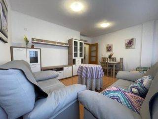 Pis a San Javier. Luminoso piso con garaje y trastero en pleno corazón de san javi