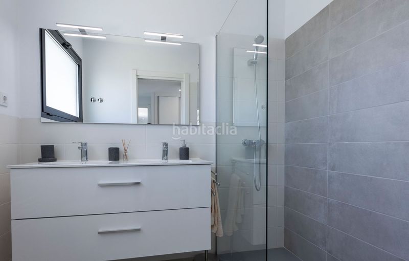 Foto ee5ab3d3-fef1-4544-894f-013be2fce4b5. Xalet amb piscina a Calasparra