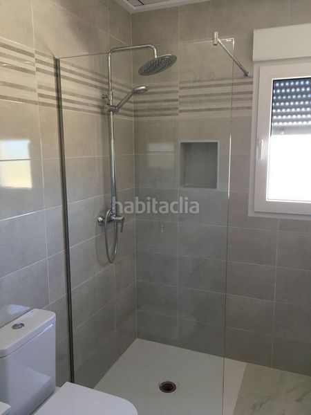 Foto 22aff458-7924-48eb-8e25-31316c5345a6. Casa amb piscina a Pinoso