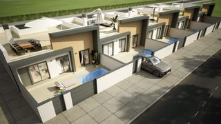 Casa adossada a Jerónimo y Avileses