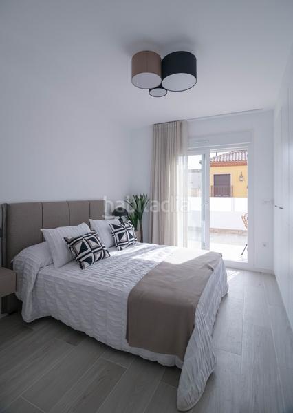 Foto d8fb1d1e-3e1e-459c-b43b-164209d41b85. Casa adossada a Jerónimo y Avileses Murcia