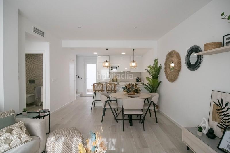 Foto ffcf39ed-4b23-4b16-8de8-db2123783b01. Casa adossada a Jerónimo y Avileses Murcia