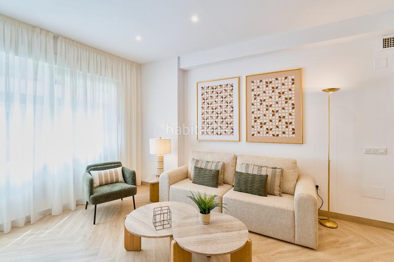 Foto acf061af-43ad-40ce-a355-ef63d8c0bfa7. Lloguer pis a calle santa lucía 11 a Centro Histórico Málaga