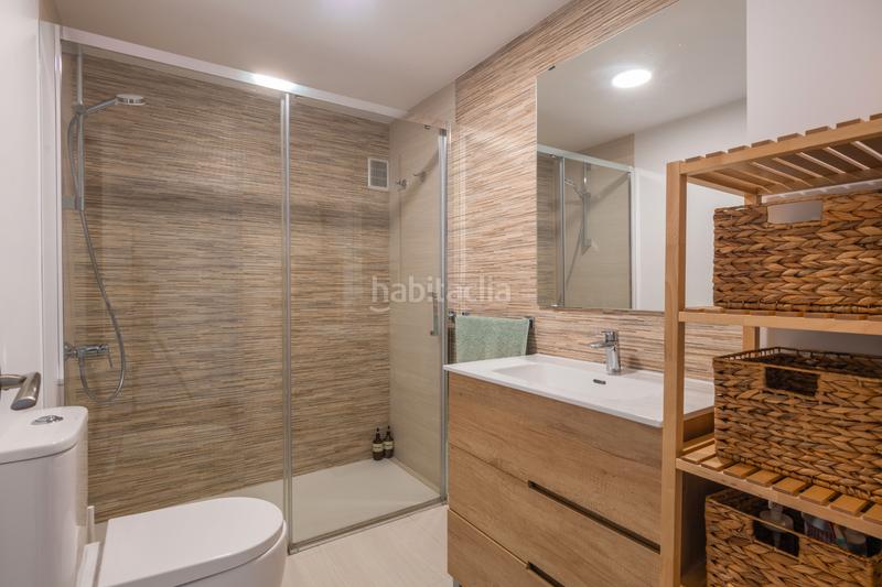 Foto 5138567b-635c-434b-9abb-ac2f3a065928. Pis a calle carlos arniches 4 a Manantiales-Estación de Autobuses Torremolinos