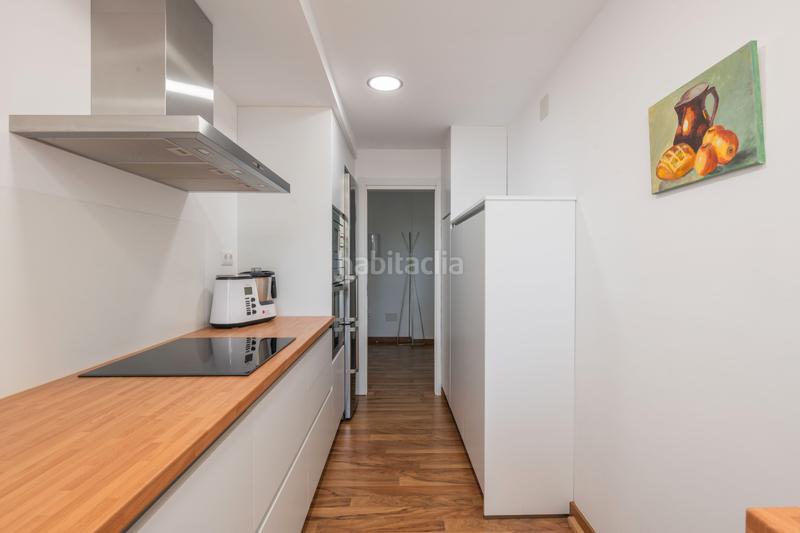 Foto 582e6d67-8e48-4307-8cc4-4c9094105946. Pis a calle carlos arniches 4 a Manantiales-Estación de Autobuses Torremolinos