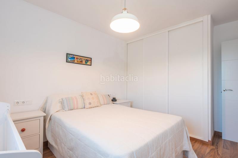 Foto fab2d04a-5a32-4d8c-a52c-7ddbd69a1bef. Pis a calle carlos arniches 4 a Manantiales-Estación de Autobuses Torremolinos