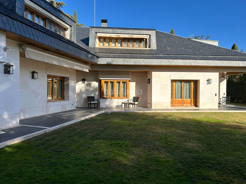 Chalet se vende chalet de lujo en conde orgaz - en Madrid - Imagen 4