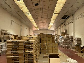 Nau industrial  Calle �guila. Nave industrial en venta en rentabilidad