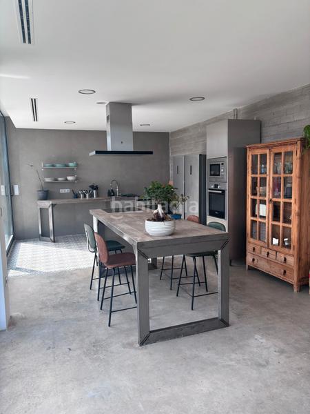 Foto f9534042-cf83-4c5f-a1d0-ee7e37a72f3a. Chalet en avinguda unió europea 32 chalet alto standing en Burriana