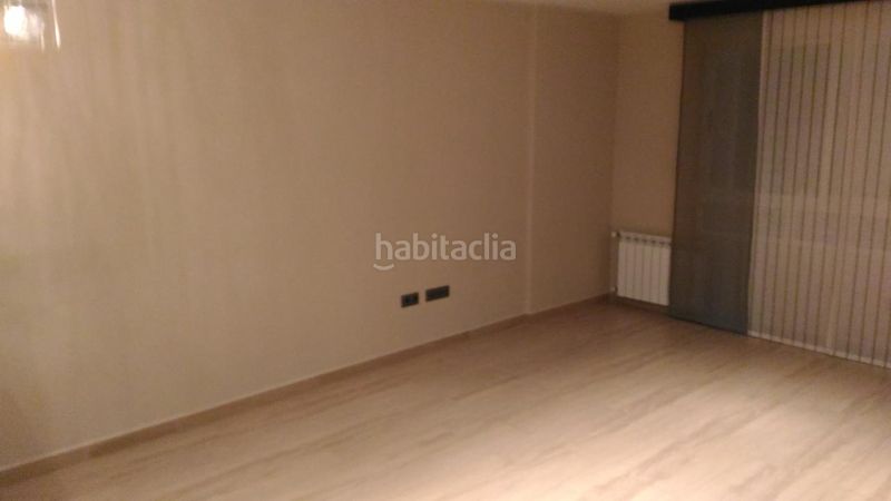 Foto b8e58637-c3ee-46b6-8c38-15f2e039e61b. Casa adossada a Sant Joan de Moró