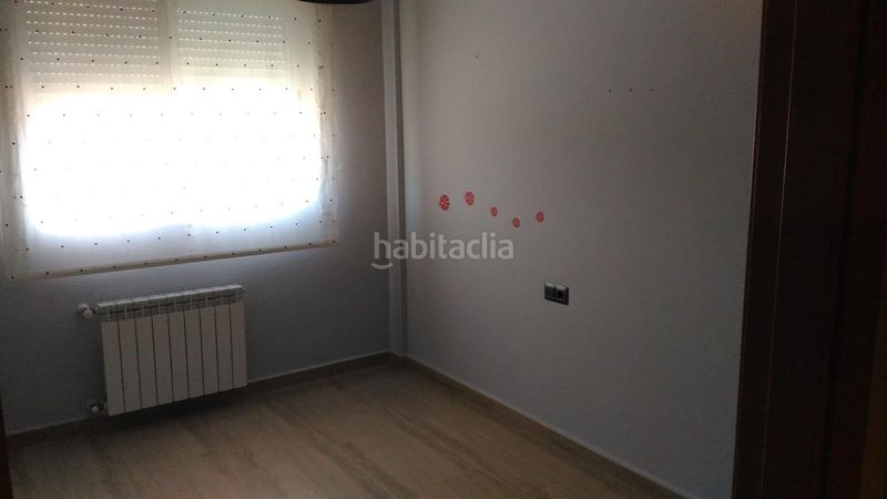 Foto cca96402-8dd3-4e27-b02b-fe3aa0ecf19a. Casa adossada a Sant Joan de Moró
