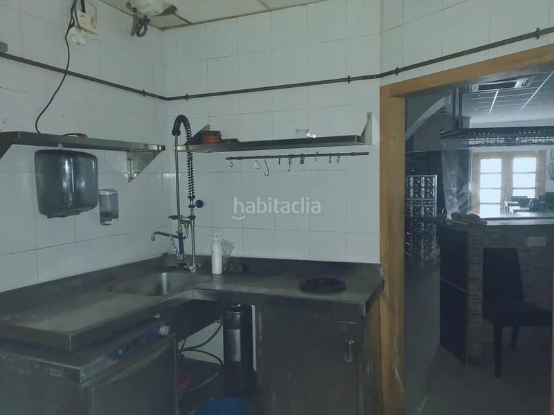 Foto 9cefbfda-83c3-44e4-b7db-040f4d164bf4. Local comercial a carrer de canalejas 73 a El Grao Castellón de la Plana