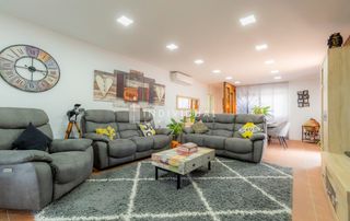 Casa en Santa Eulàlia de Ronçana. Casa a cuatro vientos en la campiña – santa eulàlia de ronçana