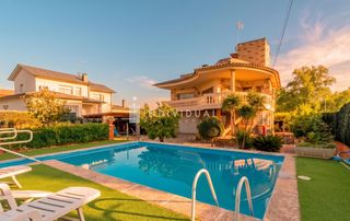 Maison à Santa Eulàlia de Ronçana. Casa a cuatro vientos en la campiña – santa eulàlia de ronçana