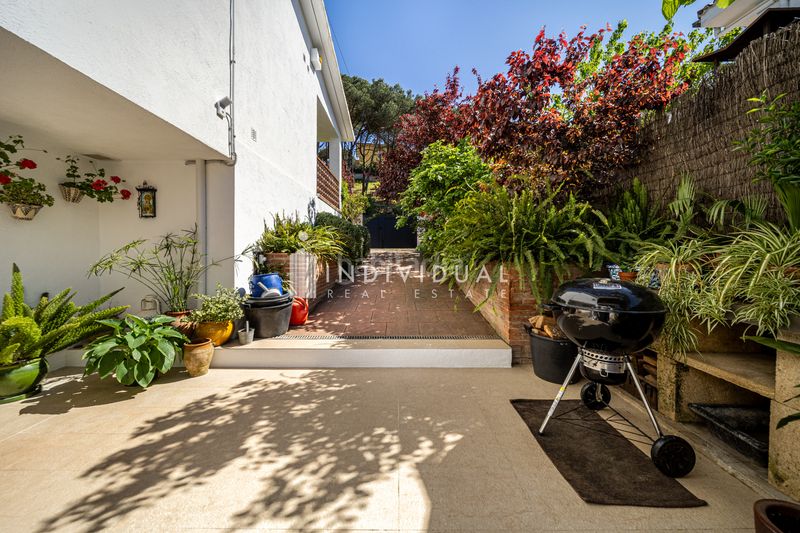 Foto 1ed0e52c-78c1-4b12-bfd7-383233cc4335. Casa amb xemeneia calefacció aparcament piscina a Vallromanes