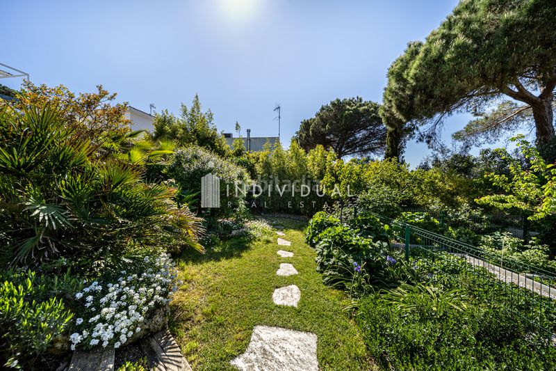 Foto 2edb24ce-cf99-4df7-b9d9-84a34df3b637. Casa amb xemeneia calefacció aparcament piscina a Vallromanes