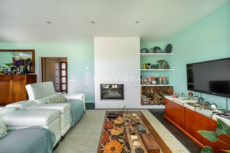 Foto 3486473a-597b-4a32-b989-326e66bc383e. Casa amb xemeneia calefacció aparcament piscina a Vallromanes