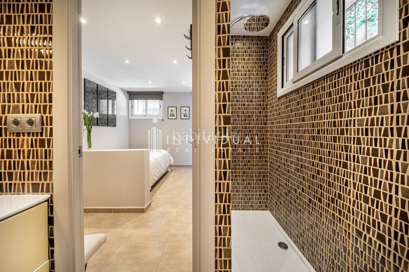 Foto 5075c1fe-7d39-4b3c-af1a-b48a940921b4. Casa amb xemeneia calefacció aparcament piscina a Vallromanes