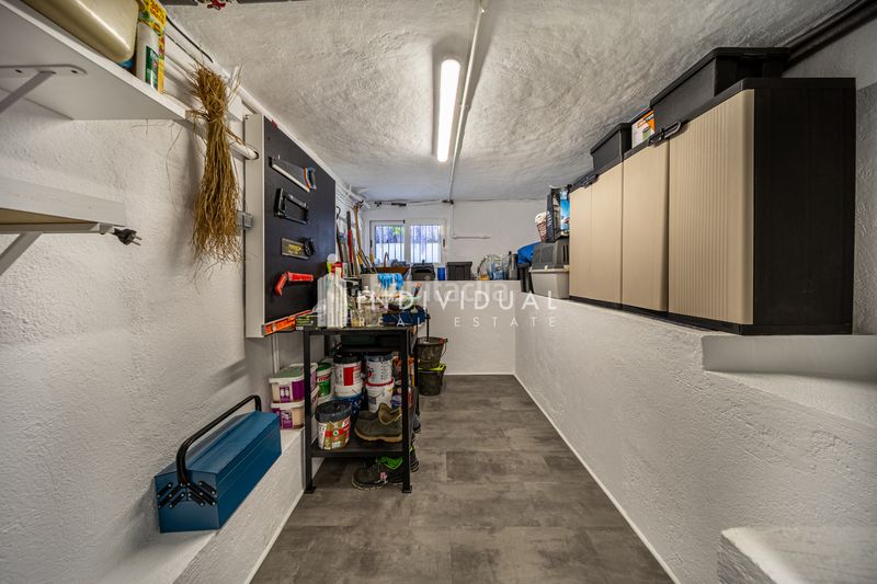 Foto a46af716-d825-48f1-89f5-d4cec435e9fa. Casa amb xemeneia calefacció aparcament piscina a Vallromanes