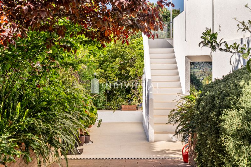 Foto d424c8db-7757-482e-b431-2f39a24e3782. Casa amb xemeneia calefacció aparcament piscina a Vallromanes