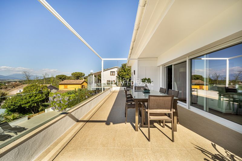 Foto db6fc587-ea55-4235-8f98-548672f674e4. Casa amb xemeneia calefacció aparcament piscina a Vallromanes