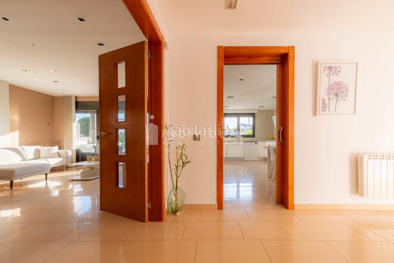 Foto 27bde49a-8461-4e2c-9f1b-c14ef174ef29. Haus mit heizung parking pool in Canovelles