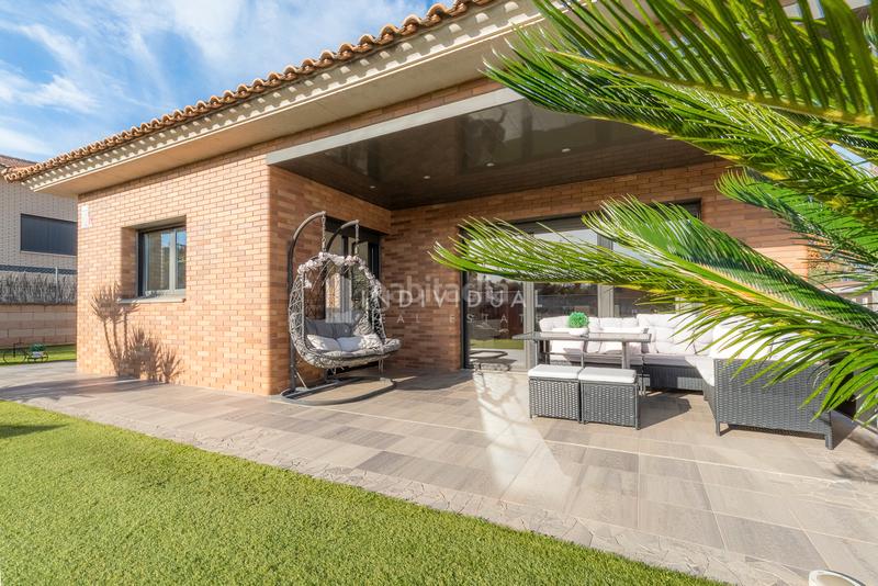 Foto 44145771-dc25-44b8-af1f-c42ce39418b9. Haus mit heizung parking pool in Canovelles