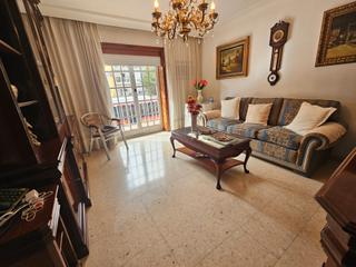 Pis  Avenida ronda de pio xii. Vivienda familiar