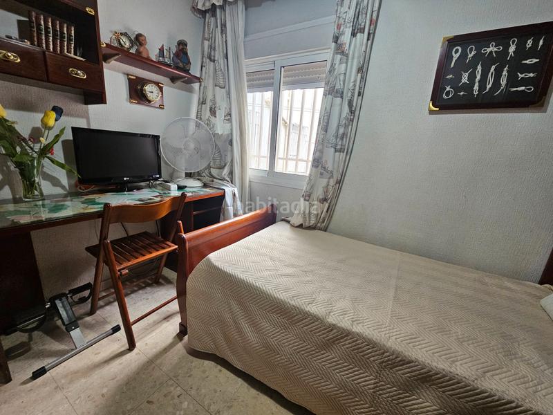 Foto 1e8a6c16-5b32-472a-90eb-1ab3e74b61cf. Piso vivienda familiar en Cruz Roja Sevilla