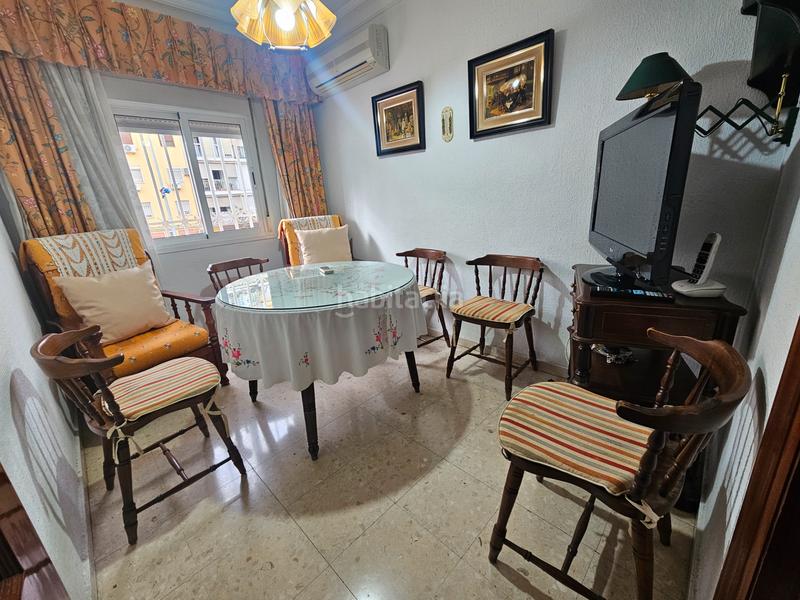 Foto 3363b104-1d29-482c-b772-c262cef36b8e. Piso vivienda familiar en Cruz Roja Sevilla