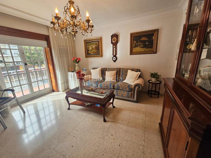 Foto c0fc7fe3-6502-46c5-be4e-e8ffb27679c3. Piso vivienda familiar en Cruz Roja Sevilla