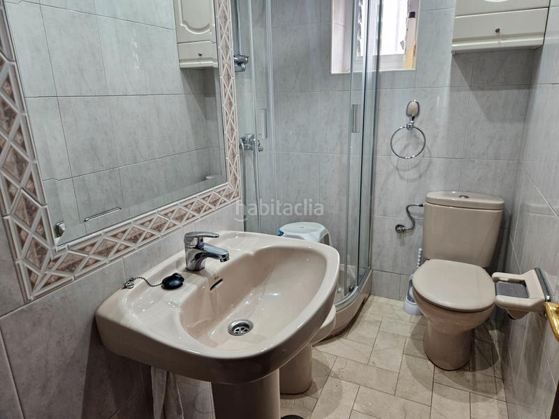 Foto c2336c8d-d292-404f-b4f3-7dccdca9ea5a. Piso vivienda familiar en Cruz Roja Sevilla