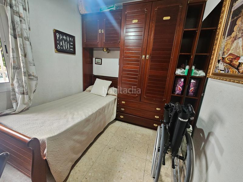 Foto ce11d7ee-5a21-4f80-b0a7-91df25e54d3b. Piso vivienda familiar en Cruz Roja Sevilla
