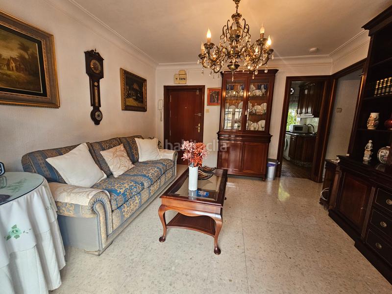 Foto f849a1f4-bd54-4626-889b-beac357de8db. Piso vivienda familiar en Cruz Roja Sevilla