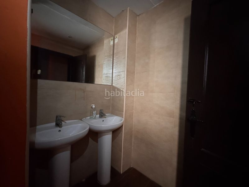 Foto 63aa6f6d-c115-44ab-b001-efc497835c9d. Casa aparellada a Centro Burriana