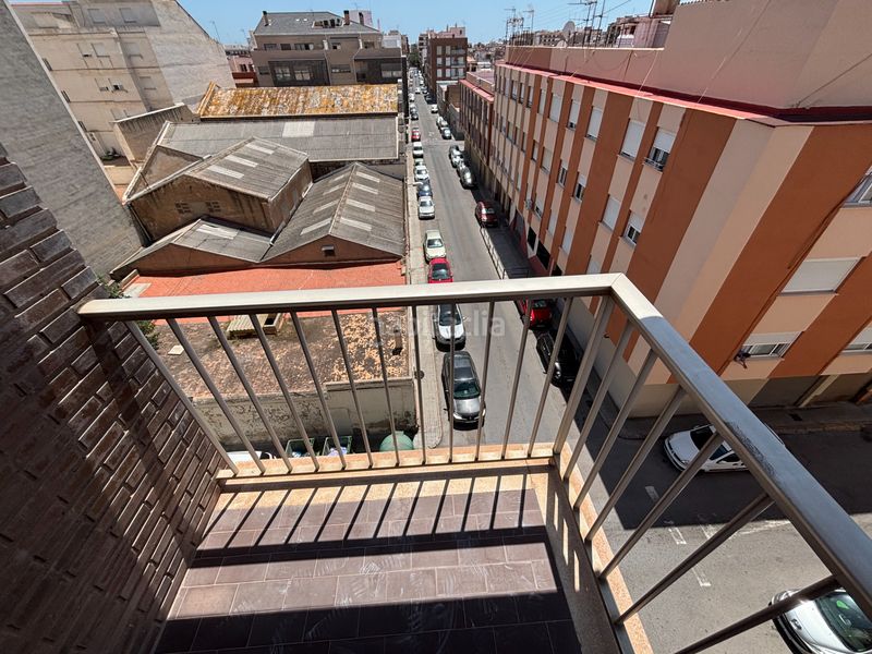 Foto 5ed7a5ba-be81-4999-9d14-701d71249e8a. Pis a Centro Almazora / Almassora