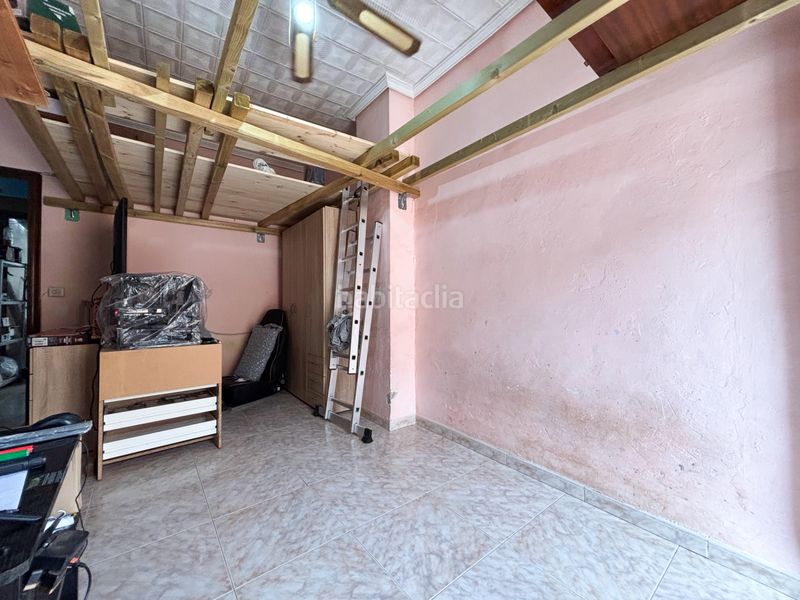 Foto e85f6a26-7f3c-4fc9-8dfa-e7952adf657a. Casa adossada a Centro Burriana