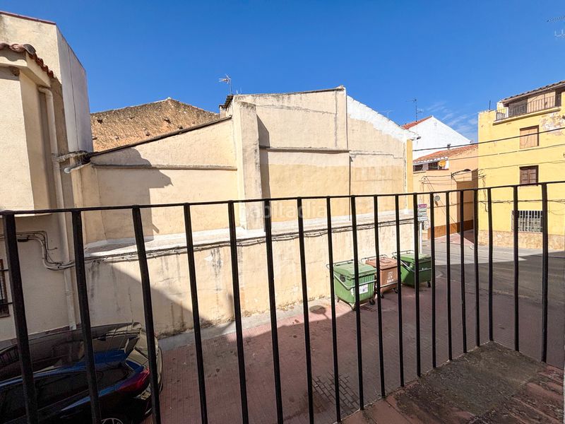 Foto 40c56b89-90f5-45bf-91f9-c2655547d7f7. Casa aparellada a Coves de Vinromà (les)