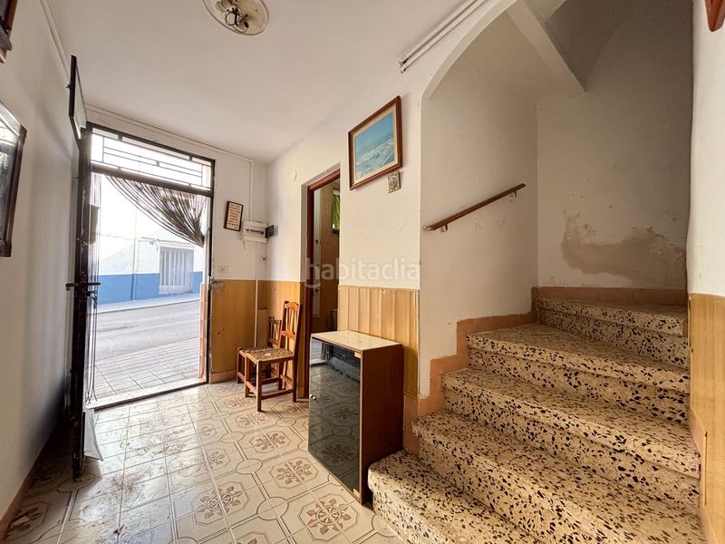 Foto 6a2325b6-f4aa-4fee-b187-878c4559ab54. Casa aparellada a Coves de Vinromà (les)