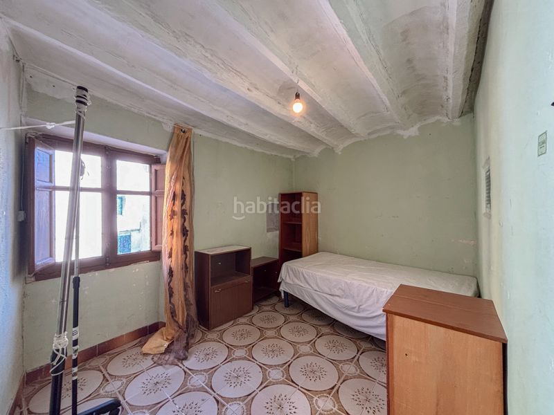 Foto b02a2a91-1d0a-4f74-8906-1c55c594a661. Casa aparellada a Coves de Vinromà (les)