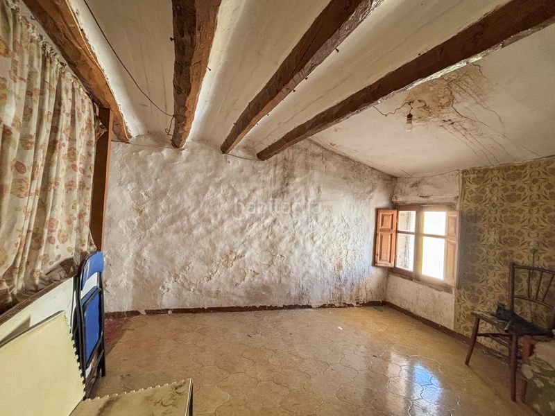Foto cd8b5bf1-4119-486f-88f6-593fbf53cbc8. Casa aparellada a Coves de Vinromà (les)