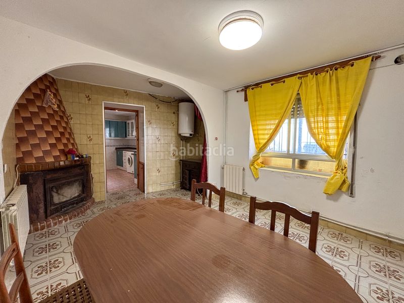 Foto cd9a0779-8b76-44d8-b651-10a63351d127. Casa aparellada a Coves de Vinromà (les)