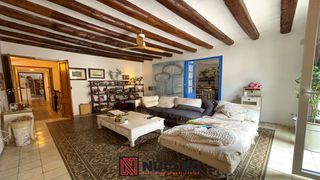 Semi detached house  Carrer vinaròs. ¡exclusivo chalet adosado con encanto rústico en sant jordi!