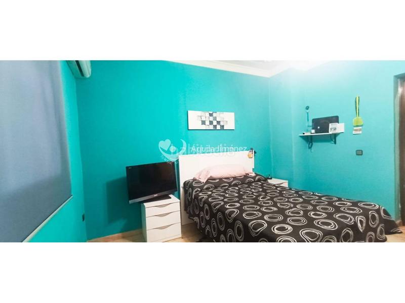 Foto 4922f7d7-9e75-45c8-87e0-39fc23d7380d. Reihenhaus mit heizung in Los Molinos Alcalá de Guadaira