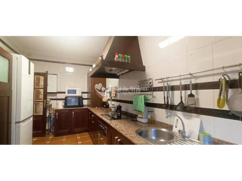 Foto 944430e2-57fa-4ed9-b64f-f4e80037b47a. Reihenhaus mit heizung in Los Molinos Alcalá de Guadaira